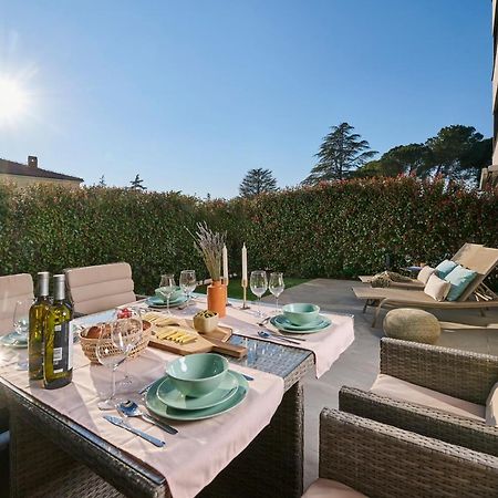 Spada Brand New Apartment With Garden 3 Min From Beach! Porec Exterior photo